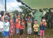 Peduli Kasih, Ketua Persit Koorcab Rem 121/Abw Bantu Warga Sukaharja Terdampak Covid-19