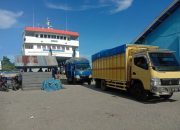 Hi Manuru Luruskan adanya Dua Unit Dumptruknya Tak Naik di Kapal Feri