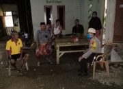 Patroli Dialogis, Bhabinkamtibmas Parangluara Sampaikan Pesan Kamtibmas dan Pencegahan Covid-19