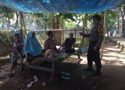 Sambangi Ibu-Ibu, Bhabinkamtibmas Desa Bontokassi Berikan Pesan Kamtibmas