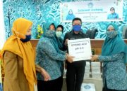 Berkah Ramadhan, TP PKK Sulsel Bersama TP PKK Takalar Bagikan Nasi Kotak