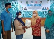 TP PKK Bersama Dharma Wanita Takalar Berbagi Sedekah