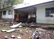 Banjir Robohkan Tembok Sekolah di Rumbia