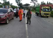 Anggota Koramil Wotu Pam Posko Covid-19 di Batas Lutim – Lutra