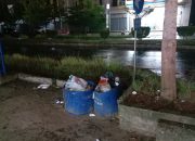 Akibat Tak Diangkut Petugas, Sampah Plastik Hingga Sisa Makanan Numpuk Di Kota Sekadau Sebabkan Bau Tak Sedap