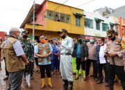 Cekdam Balangsikuyu Jebol, Banjir Bandang Terjang Kota Bantaeng
