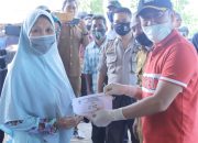168 Warga Desa Mappakalompo Dapat BLT DD
