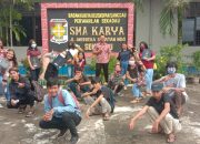 Hari Terakhir Pembagian Raport Siswa Di SMA Karya Sekadau