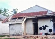 Kepsek SD Kluting Jaya Pindah Rumah, Seng MCK Rumdis Pun Ikut Pindah