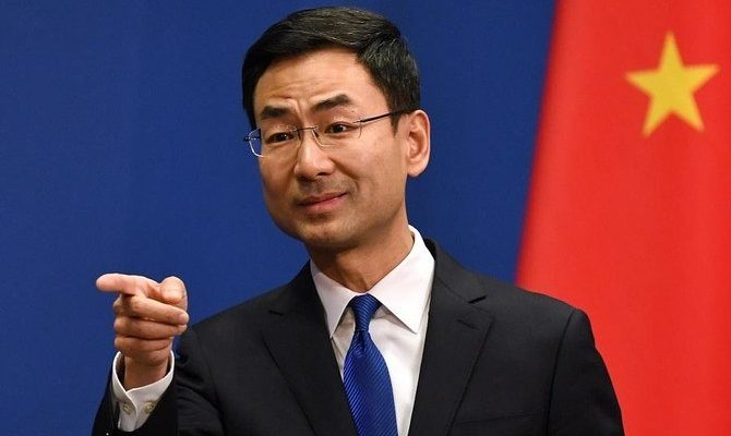 China mengatakan, memaksa perusahaan China keluar dari bursa AS akan membahayakan AS