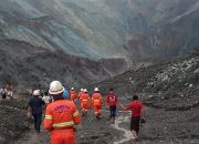 Tanah longsor di tambang batu giok Myanmar menewaskan sedikitnya 123 orang