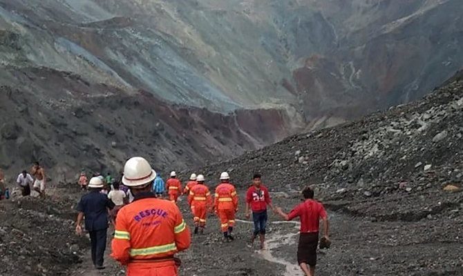 Tanah longsor di tambang batu giok Myanmar menewaskan sedikitnya 123 orang
