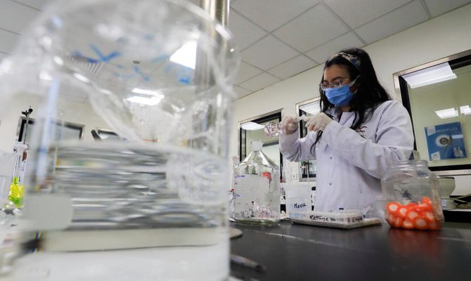 WHO melihat hasil pertama dari uji coba obat COVID dalam dua minggu