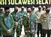 Gubernur Dampingi Panglima TNI dan Kapolri Lepas Gerakan Bakti Sosial 10.000 Paket Sembako