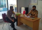 Ciptakan Situasi Kamtibmas di Wilayah Binaan, Bhabinkamtibmas Desa Banyuanyara Sambangi Kepala Desa