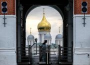 Infeksi Virus Corona Rusia naik mendekati 1 juta