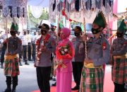 Upacara Adat Sambut Kedatangan Kapolres Takalar AKBP Beny Murjayanto