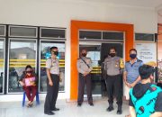 Wakapolsek Sekadau Hilir Pimpin Pengamanan Penyaluran BST