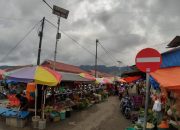 TIM Terpadu Banggai Turuti Permintaan Pedagang Pasar Simpong