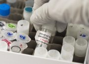 Endo mulai memproduksi vaksin COVID-19 potensial Novavax