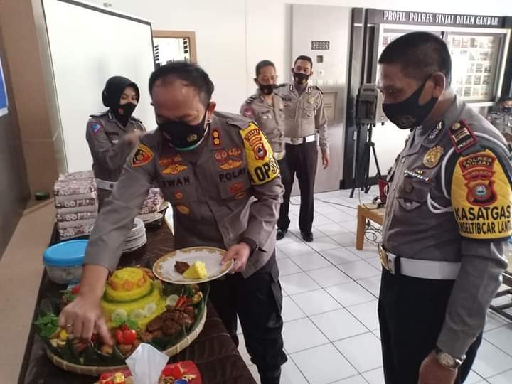Kapolres Sinjai Pimpin Syukuran HUT Polantas Ke-65 Tahun 2020