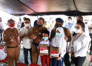 Polisi Peduli Pendidikan, Kapolda Sulteng berikan Internet (wifi) gratis kepada anak-anak huntara.