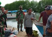 Anggota Koramil 1426-06/Mapsu Terus Laksanakan Himbauan Protokol Kesehatan Kepada Masyarakat