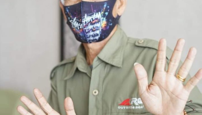 IBU, Ketua di Kelas Pemalas