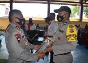 Empat Personil Polres TolitoliBerprestasi Terima Penghargaan  dari Kapolda Sulteng
