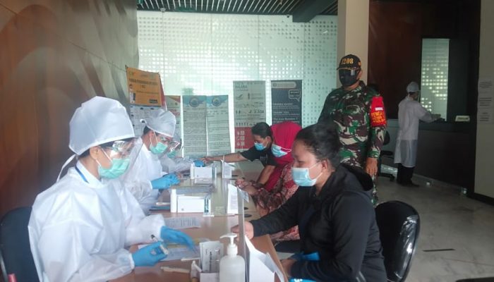 Perketat PLBN Aruk, Upaya Koramil Sejangkung Cegah Penyebaran Covid-19