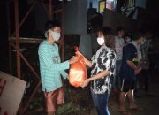 UKM Olahraga Polimdo salurkan makanan ke warga terdampak banjir dan tanah longsor