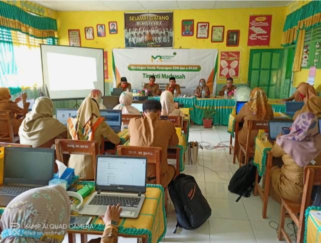 39 TIM Madrasah Mengikuti Bimbingan Teknologi Penerapan EDM dan e-RKAM Kementerian Agama Rombel 6