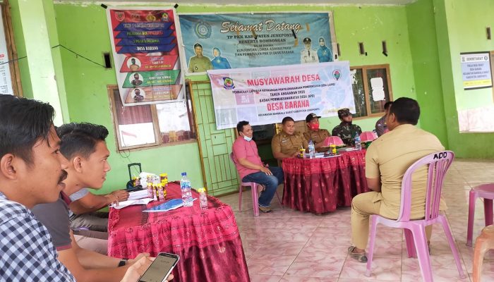 Tak bisa menghadirkan berkas perubahan anggaran, Musdes pembacaan laporan akhir tahun di Desa Barana kembali ditunda