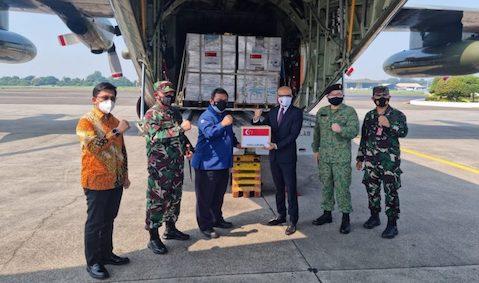 Bantu Tanggulangi COVID-19, Singapura Kirim Bantuan Ventilator dan Oksigen Ke Indonesia