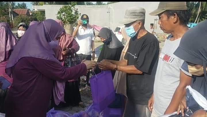 PEDULI!! PDGI Cabang Jeneponto Serahkan Bantuan Kepada Korban Banjir di Tarowang