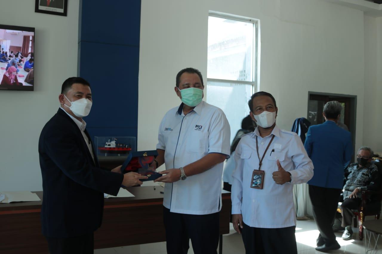 Jalin kerja sama, Politeknik Bosowa dan PT. IKI Persero siap dukung penyelenggaraan program kampus merdeka belajar