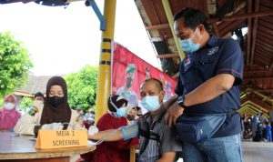 50 Penyandang Disabilitas Terima Vaksinasi Dosis pertama di Gerai Vaksinasi Presisi Polres Bone