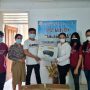 Kunjungi SMP Kristen Solagratia Tongkaina Manado, Komunitas Marijo Belajar serahkan Bantuan Kipas Angin dan Printer