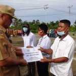 Modal Usaha Sebesar Rp 508 Juta Dan Premi Asuransi untuk 400 orang disampaikan Bupati Nisut Kepada Nelayan