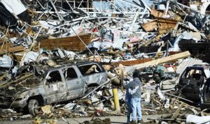 Presiden AS Joe Biden menyatakan bencana besar di Kentucky setelah tornado menewaskan puluhan orang