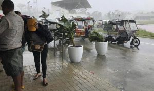 Topan kuat mengancam Filipina, ribuan dievakuasi