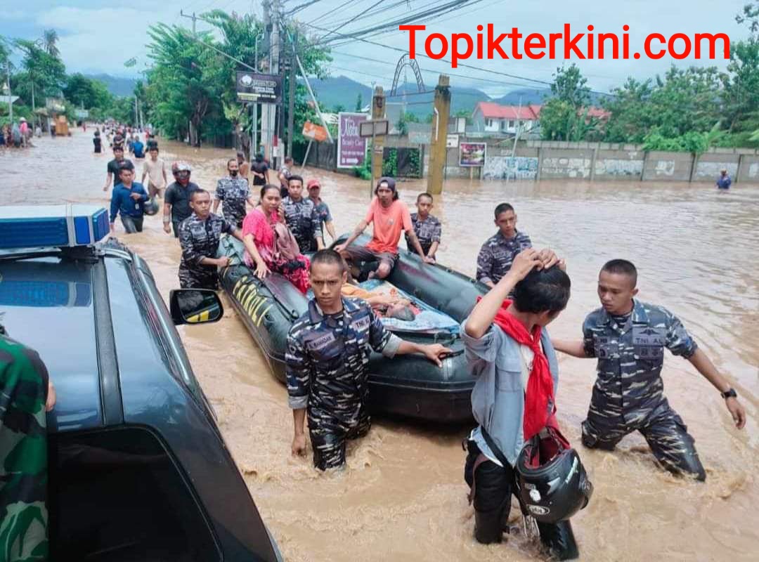 Tanggul Sungai Jebol, Lombok Barat Di Terjang Banjir