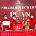 Ketua DPR Puan Maharani Bagi Beras Premium untuk Warga NTB
