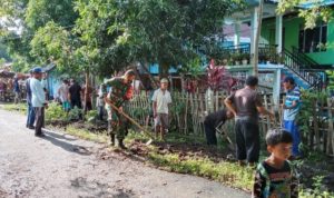 Selalu Hadir Ditengah Masyarakat, Ini Yang Dilakukan Babinsa Kodim 1426/Takalar