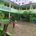 AIR SUNGAI DELI MELUAP, CURAH HUJAN TERUS MENERUS RATUSAN RUMAH WARGA TERENDAM BANJIR