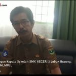 Wawancara dengan Kepala Sekolah SMK NEGERI 2 Lubuk Basung, Drs. Zulhatman,M.MPd.,