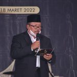Bupati Agam Serahkan Anugerah Milenial Minang Terfenomenal Padang TV Award
