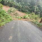 Jalan Lintas Tumori menuju Gada terputus Akibat longsor