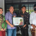 Istiqomah Membantu Masyarakat, HBK Raih Special Achievement Award Times Indonesia