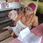 Wali Jorong Balai Selasa Nagari Kampung Pinang Lubuk Basung Kembali Serahkan BLT-DD Bulan Januari-Maret 2022.